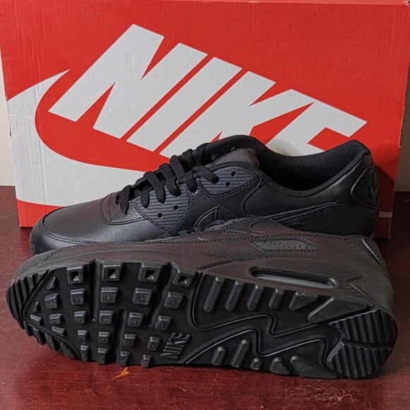 SIZE 12 - Nike Air Max 90 "Triple Black" Leather Sneakers NWT - Picture 4 of 8